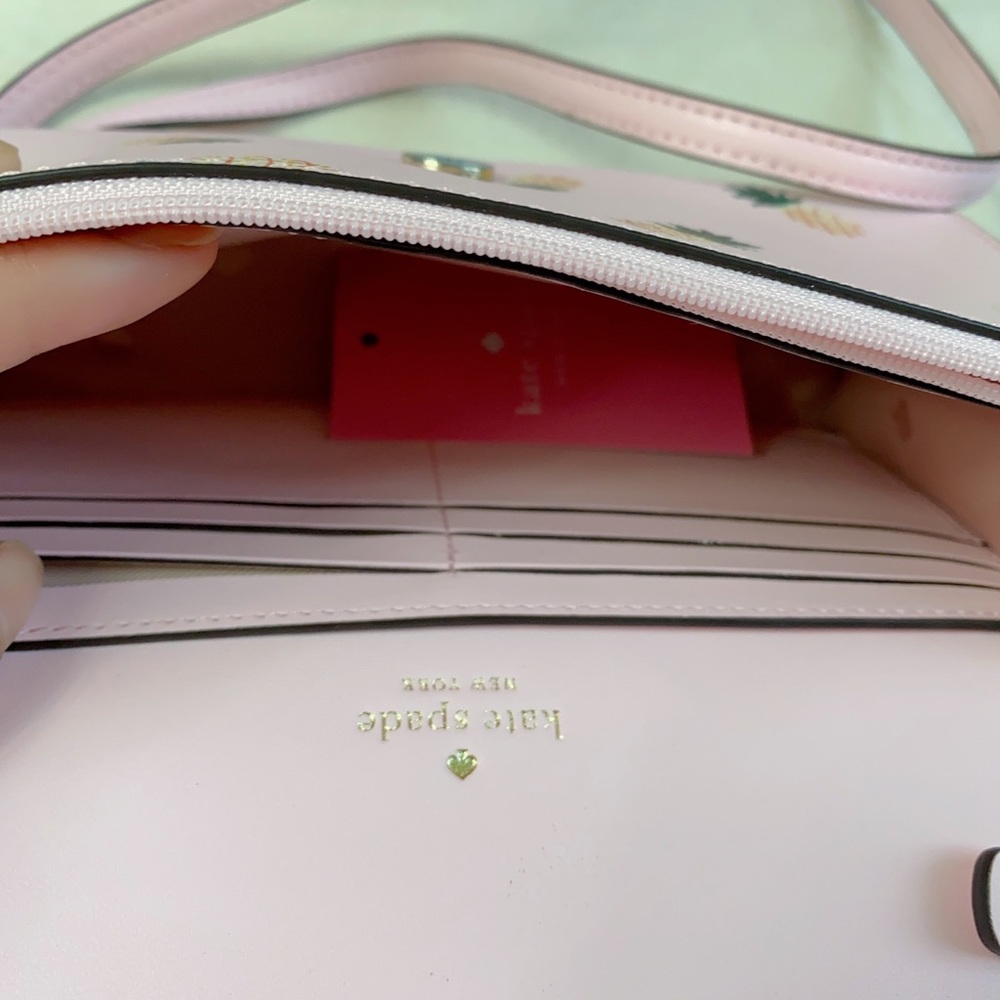 Kate Spade Staci pineapple crossbody - Picture 8 of 13